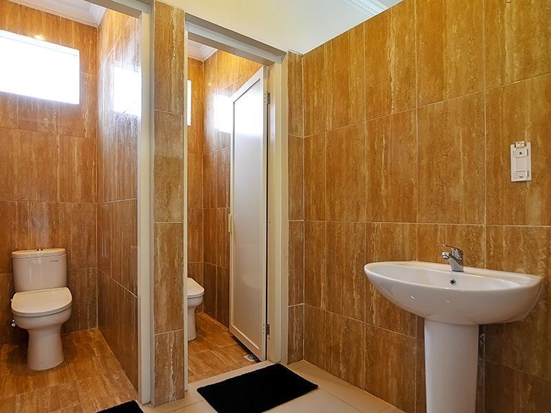 Riverstone Hotel & Cottage Бату Экстерьер фото