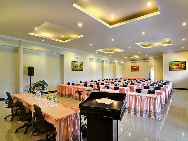 Riverstone Hotel & Cottage Бату Экстерьер фото